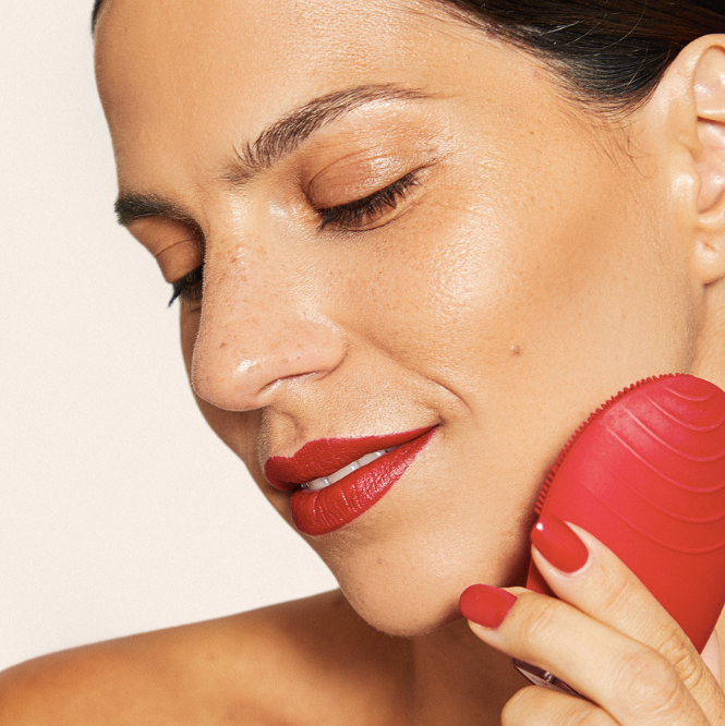 O COSMEDICS O-Sonic Cleansing Brush