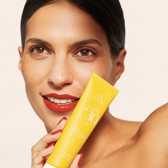 O COSMEDICS Mineral Pro SPF 30+ Tinted 75g