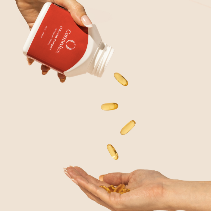 O COSMEDICS EFA’s Max Complex Capsules